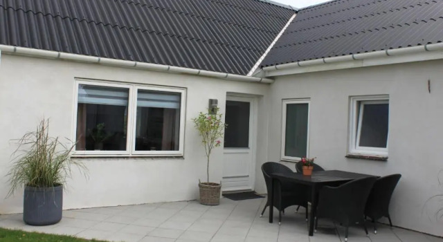 Апартаменты Motel Hune Apartments