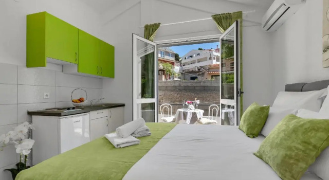 Студия Apartment Caluna