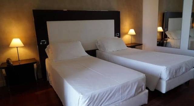 Трёхместный номер Standard Cremona Palace Hotel