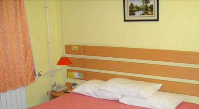 Home Inn Xianglujiao Rail Station - Dalian, Book Hotel  