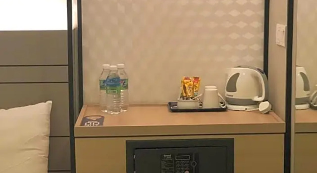 Трёхместный номер Standard с красивым видом из окна Kingston Hotel 2 - Setapak