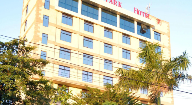 Regency Park Hotel, Buchen Sie Hotel Mikocheni Daressalam
