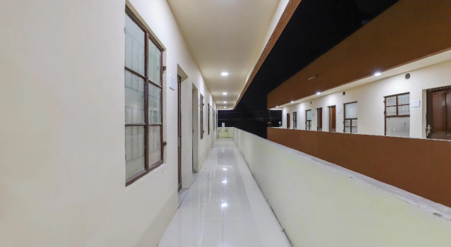SPOT ON 64818 Hotel Minal, Réserver Hôtel Jamnagar 