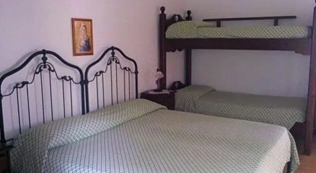 Четырёхместный номер Standard Hotel Villaggio Stromboli - isola di Stromboli