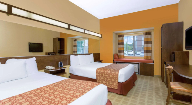 Microtel Inn & Suites by Wyndham Greenville/University Medic, Забронировать Отель Гринвилл Северная Каролина