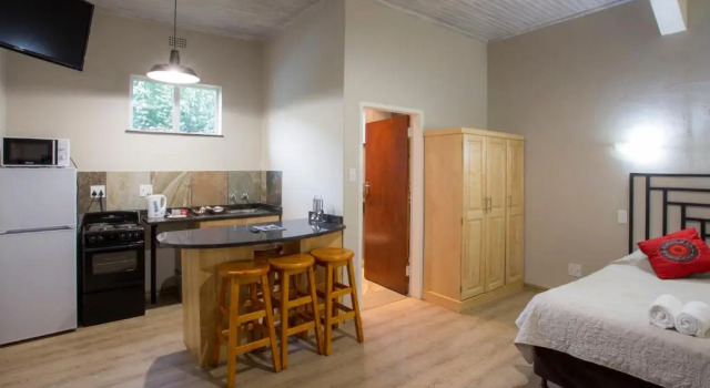 Студия с красивым видом из окна Merry Pebbles Resort