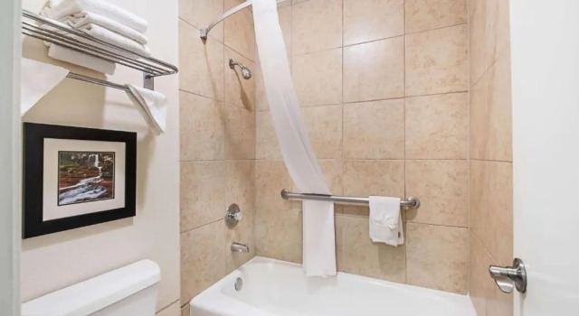 Люкс Quality Inn Near Lake Marble Falls