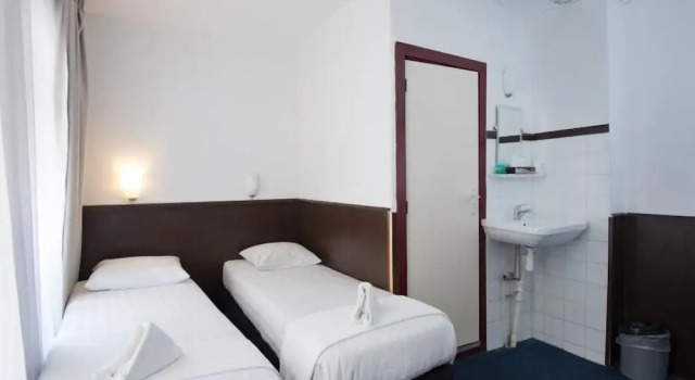 Двухместный номер Economy c 1 комнатой Marnix Hotel