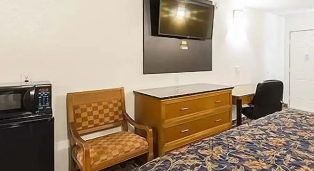 Люкс Deluxe Motel 6-Houston, TX - Brookhollow
