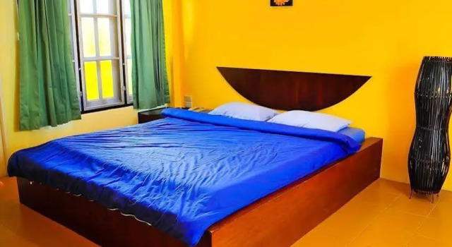 Charlize Hotel