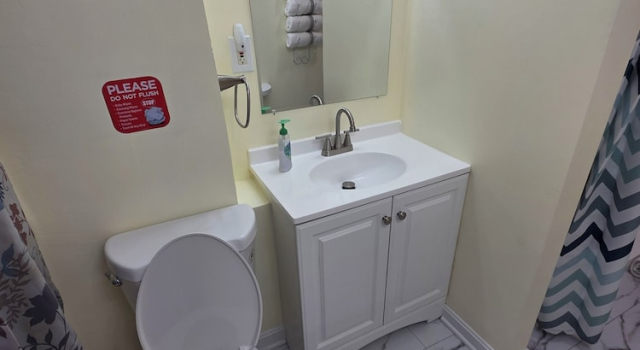 Апартаменты с 4 комнатами с балконом Apartments in Salem