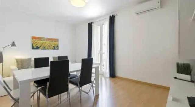 Rent A Flat In Barcelona Poble Sec, Забронировать Отель Барселона провинция Барселона, рядом с Laribal Gardens