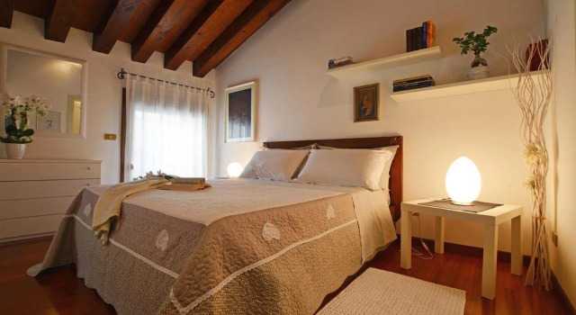 Apartment Deluxe Isola Di Mezzo, Забронировать Апартаменты/квартира Апартаменты Тревизо, Апартаменты/квартира