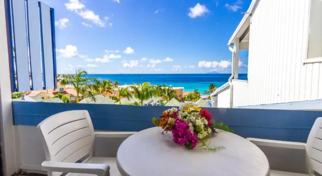 Апартаменты La Vista Beach Resort