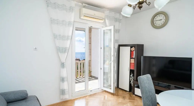 Apartman Debos