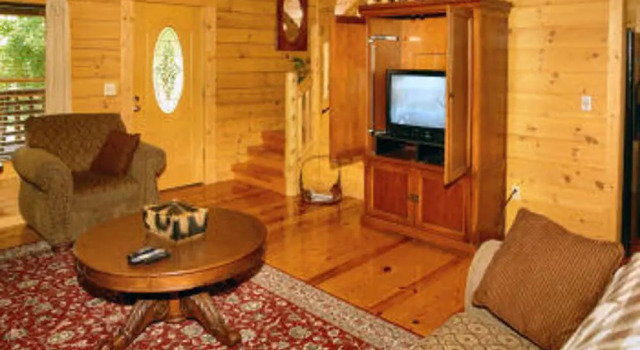 Trout House 350 - Three Bedroom Cabin, Забронировать Отель Отели Пиджен-Фордж 3 звезды, рядом с Ripley's Super Fun Park, 3*