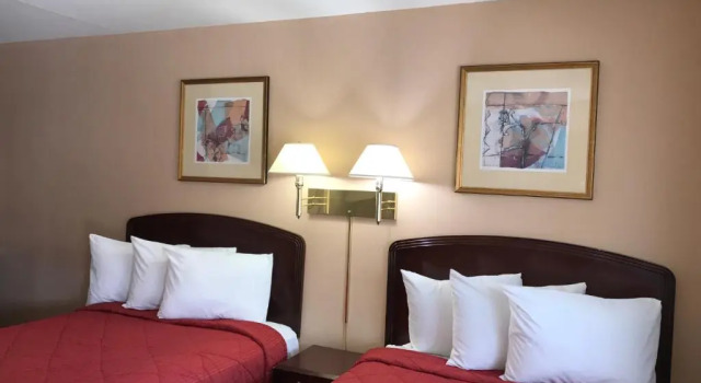 Red Bluff Inn, Buchen Sie Gasthaus Red Bluff Kalifornien