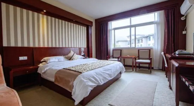 Люкс Deluxe Tianlongshan Hotel