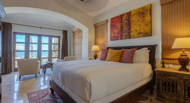 Casa Maravillas: 4 Bdrm Colonial Inspired Design Villa in Punta Ballena at a Discounted Rate!