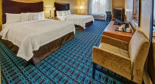 Четырёхместный номер Standard Fairfield Inn and Suites by Marriott Naples