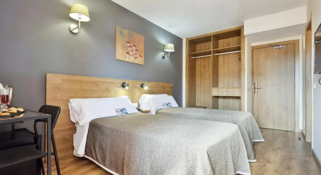 Двухместный номер Standard Nura Santa Ponsa & Spa