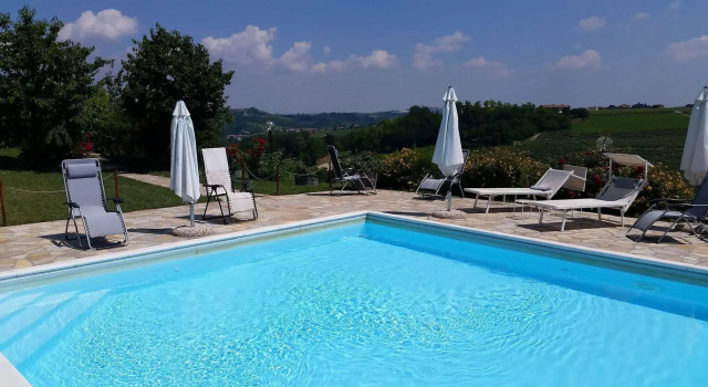 Agriturismo Bricco San Giovanni, Prenota Hotel Costigliole dʼAsti Piemonte