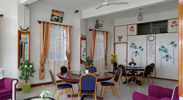 Orient Guesthouse Auberge, Prenota Ostello Hotel economici a Mauritius Costa Sud