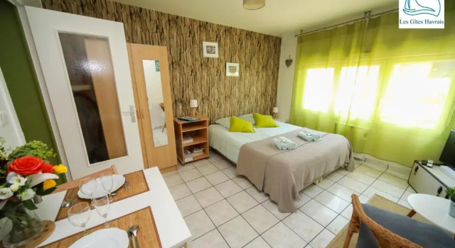 Les Gîtes Havrais Bis, Book Hotel  