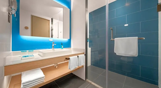 Трёхместный номер Standard с видом на сад Holiday Inn Express Guangzhou Panyu by IHG