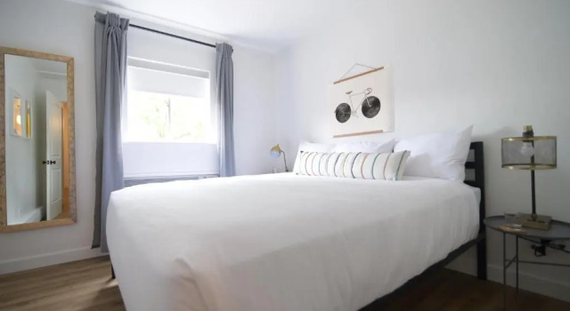 Апартаменты Spoke and Vine Motel