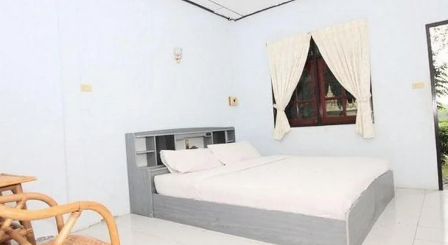 Rosthip Thani Resort(รสทิพย์ธานี รีสอร์ท)