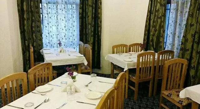 Hotel Harwan Resorts