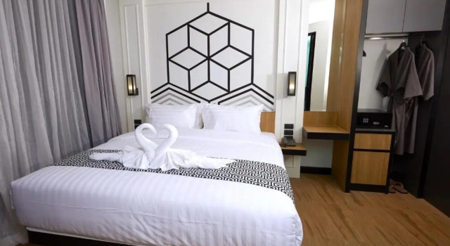Люкс c 1 комнатой Chezzotel Pattaya