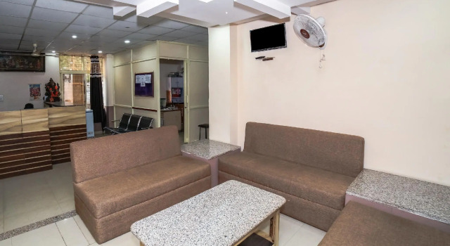 OYO 14658 Shree Ambe Tara Guest House