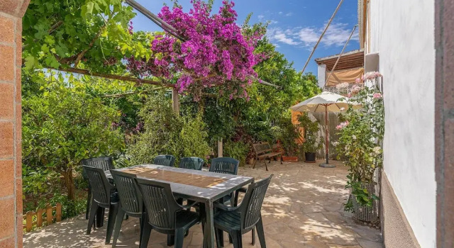 Вилла Cas Consul in Ibiza With 4 Bedrooms and 3 Bathrooms