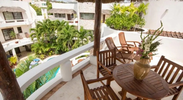 Апартаменты Superior 3 Bedroom Suite in DT Playa del Carmen with Pool!