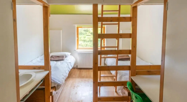Четырёхместный номер Standard IOU Hebden Bridge Vegetarian Hostel