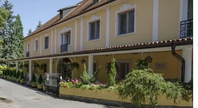 Gyógy-Kastélyszálló Balf