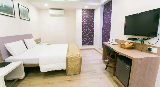 Seasons Hotel, Забронировать Отель Отели штата Махараштры с завтраком, Завтраки