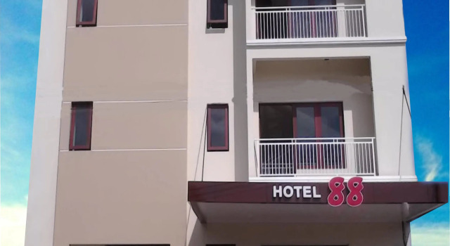Hotel 88 Parepare, Book Hotel Hotels in Sulawesi with Parking, Parking