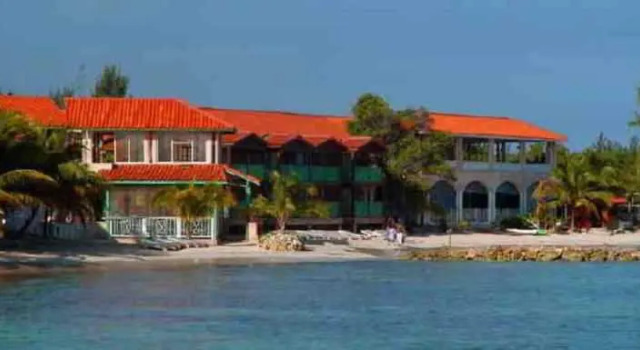 N-Resort For Adults