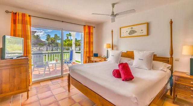 Клубный полулюкс Royalton Hicacos - Adults Only - All Inclusive +18