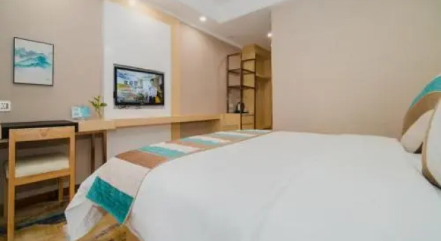 VX Hotel Nanning Wuyi Overpass Polytechnic College, Rezerwuj Hotel Hotele w Nanning z parkingiem, Parking