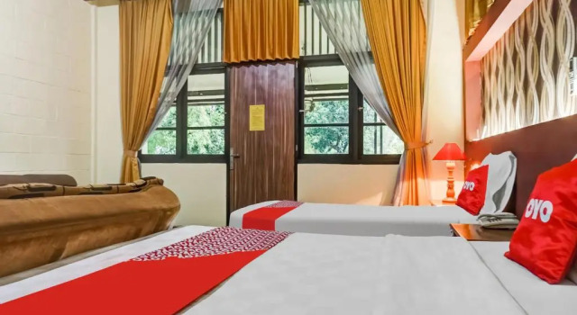 Suite Collection O 91071 Hotel Desa Wisata Tmii