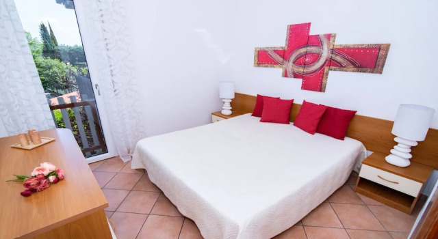 Casa Christina 1, Prenota Hotel Hotel a Veneto con piscina, Piscina