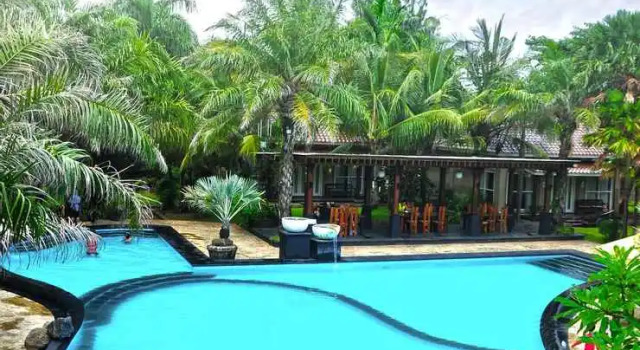 Palm Beach Resort, Prenota Resort Hotel tutto incluso a Jepara, All Inclusive