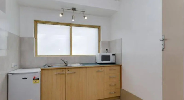 Номер Standard Enfield Motor Inn