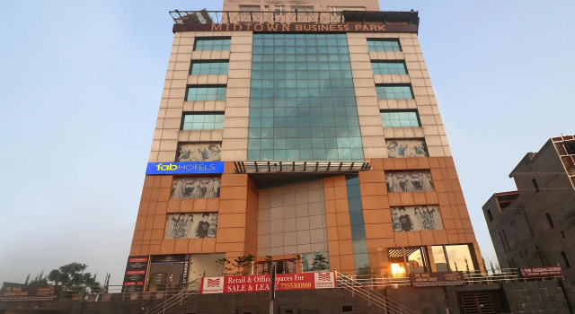FabHotel Mid Town Grand, Rezervovat Hotel Hotely v Panchkula s parkováním, Parkování