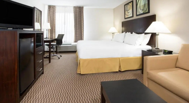 Люкс Holiday Inn Express Nicholasville by IHG