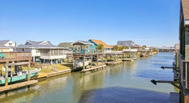 Canal House